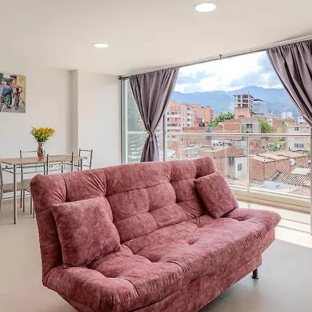 Lindo Apartamento En Laureles Con Piscina 501 Medellin Exterior photo