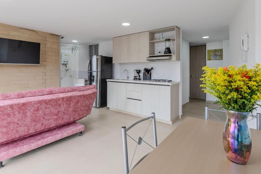 Lindo En Laureles Con Piscina 501 Apartamento *
